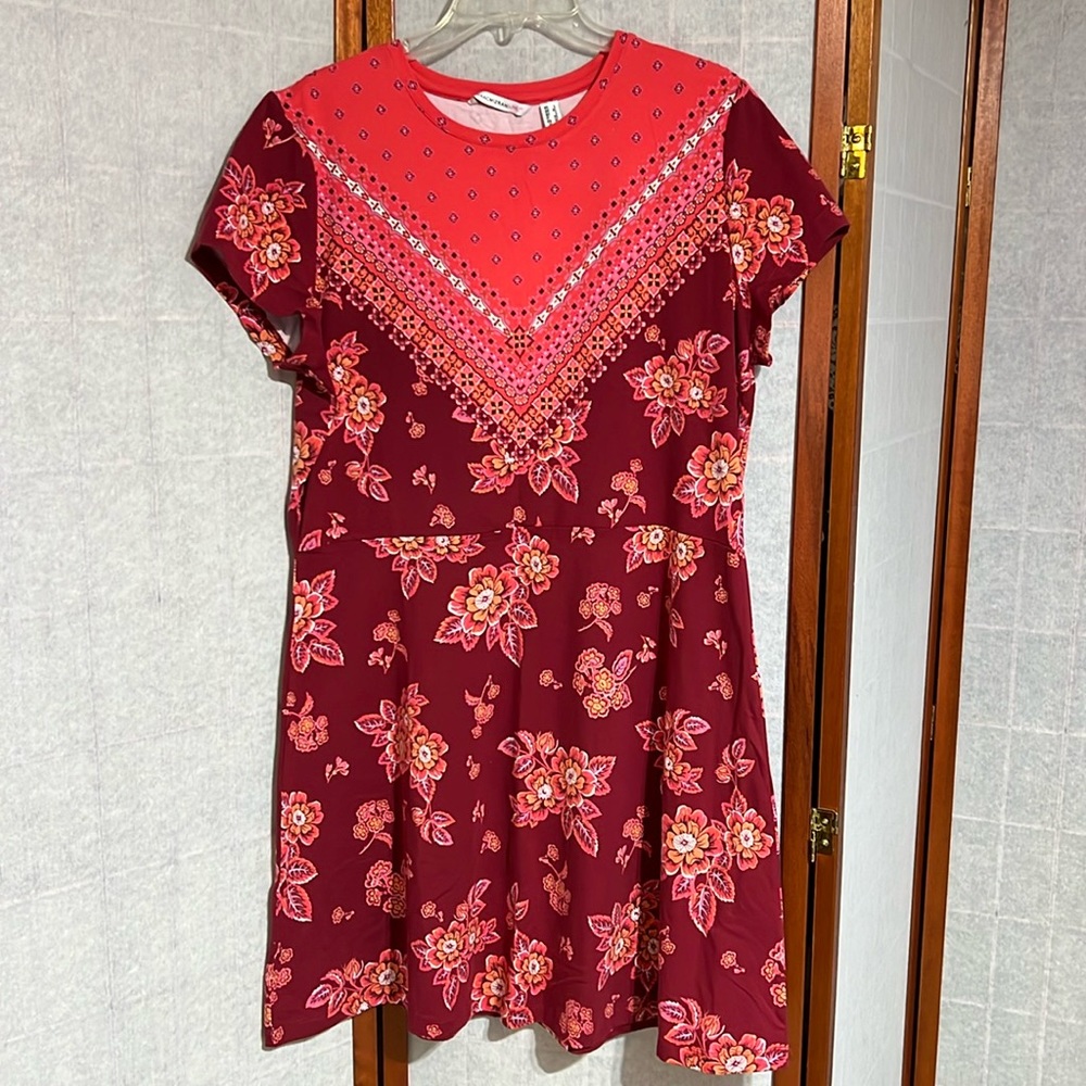 Isaac Mizrahi  Red floral dress